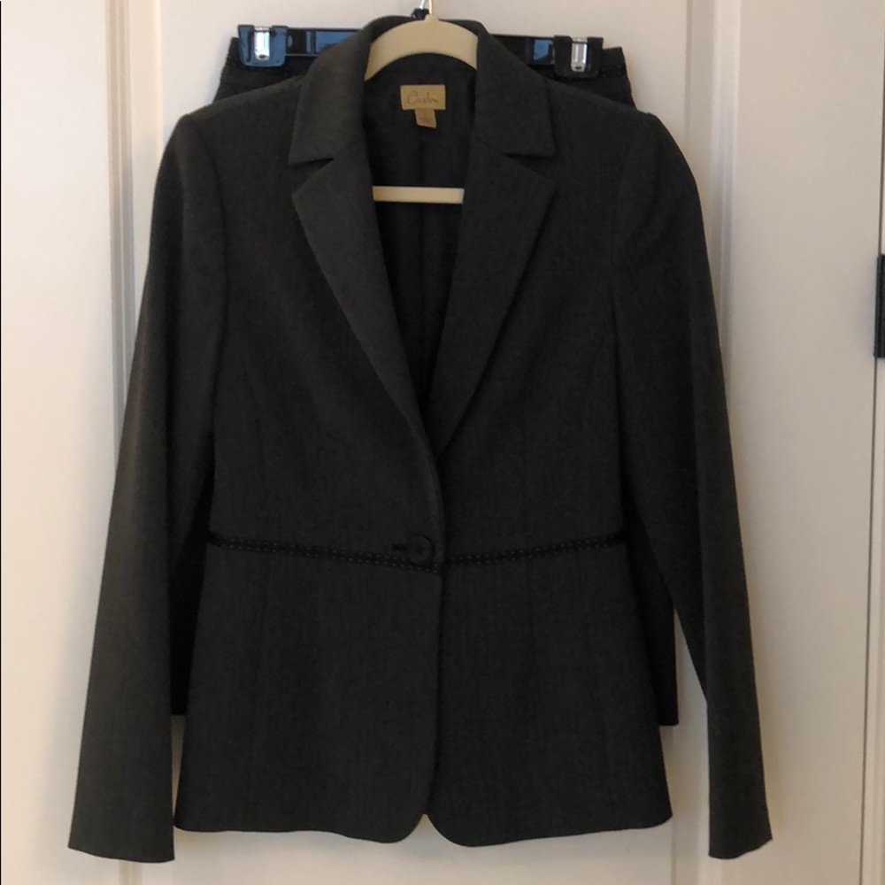 Skirt Suit #GirlBoss